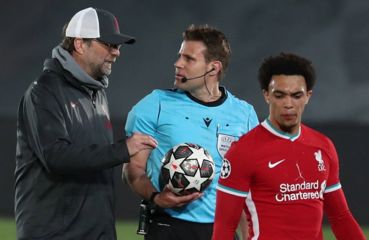 索帅：我执教曼联时成绩其实不错 穆帅说得对