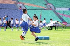 加盟新队却低迷不振？近三场场均12分，国王用福克斯换来废约